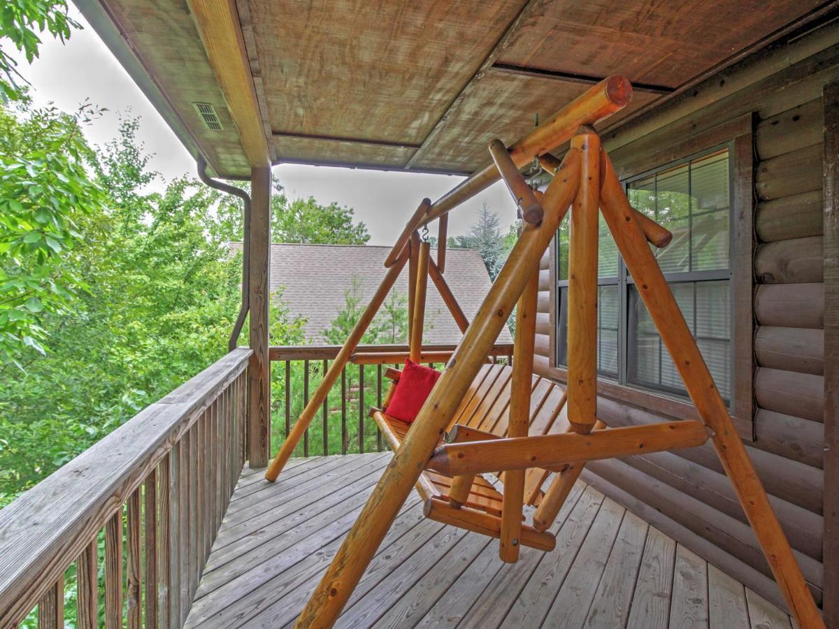 Idyllic Cabin With Hot Tub Less Than 2 Mi To Dollywood! Sevierville Exterior photo